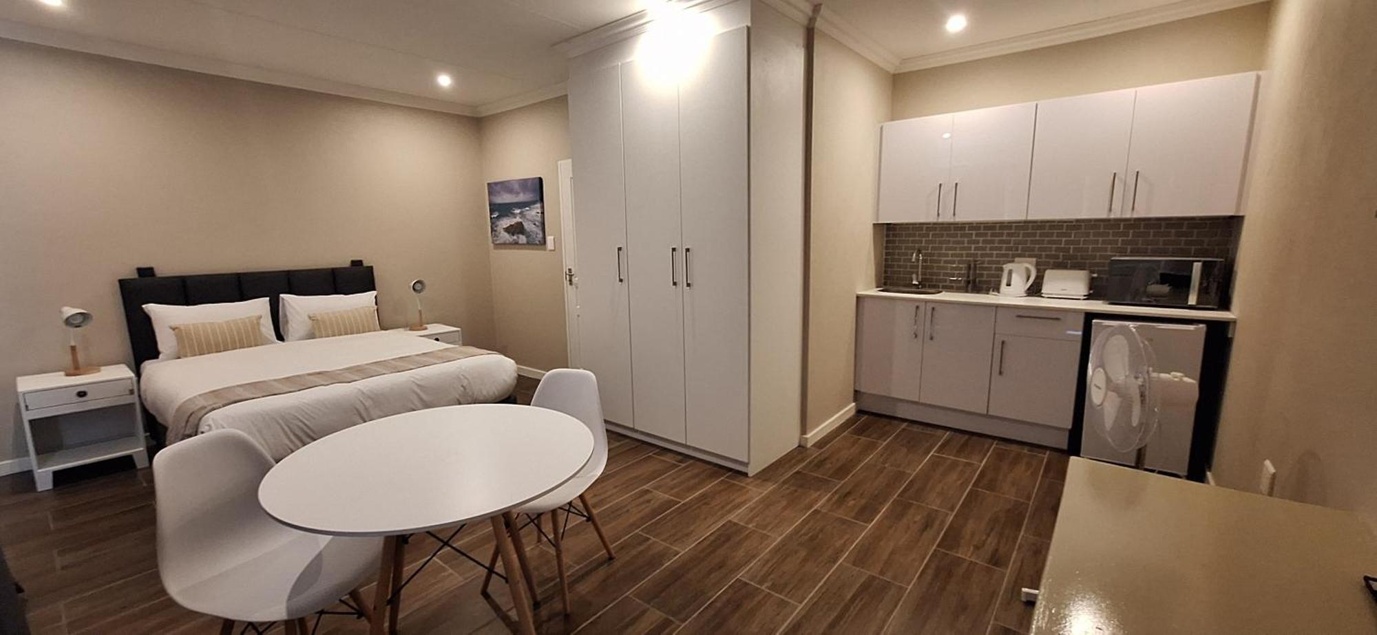 Bed and Breakfast Eagle Cove Honeydew Екстер'єр фото